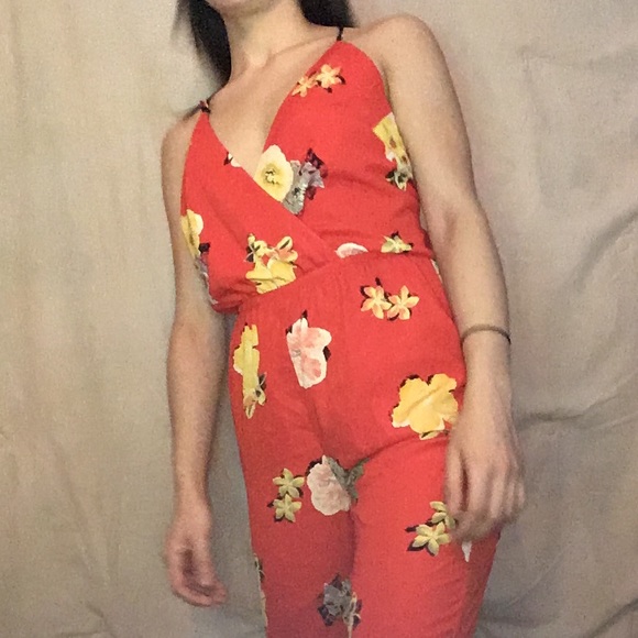 Floral design romper - Picture 4 of 4